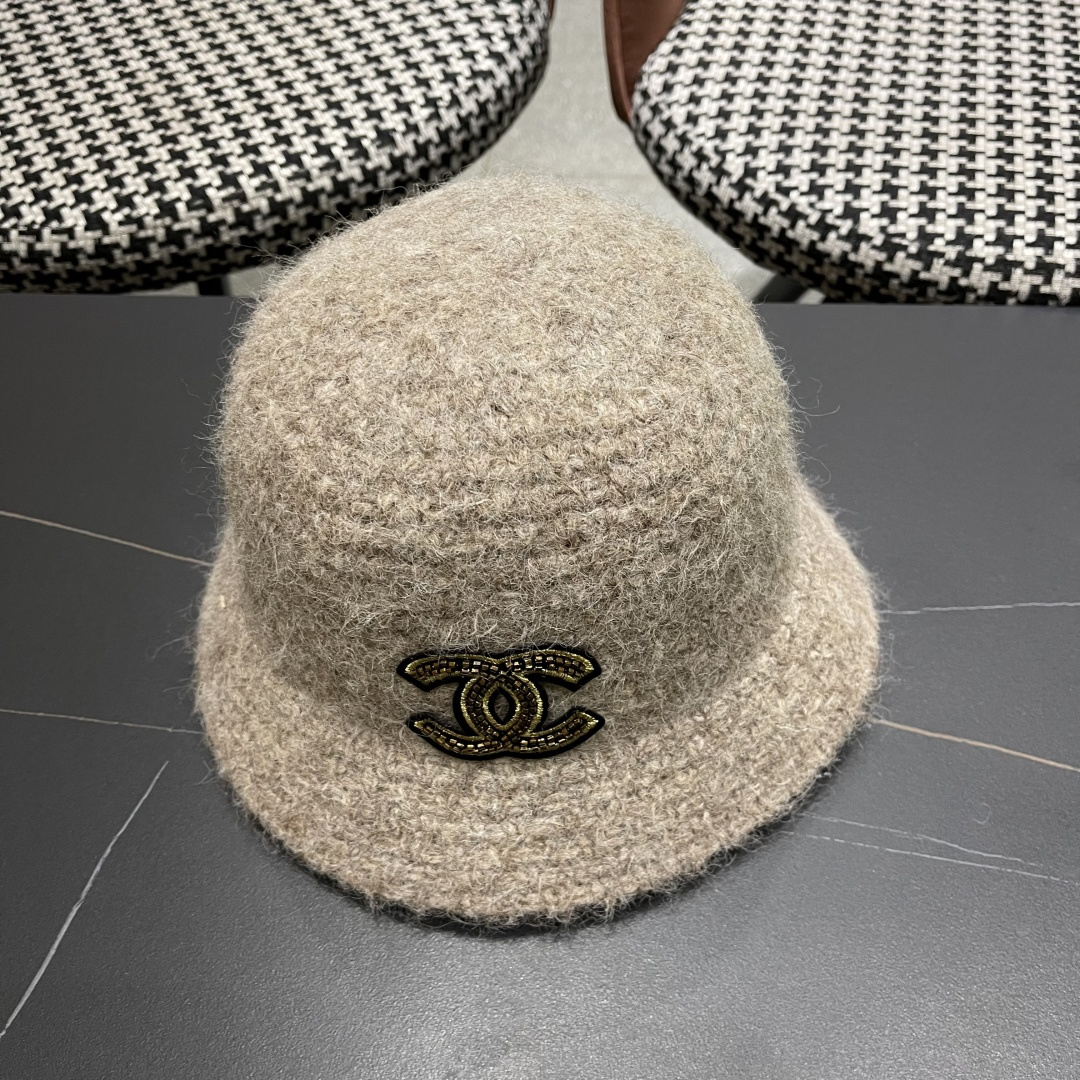  Chanel香奈儿2025秋冬款羊羔毛百搭显脸小水桶渔夫帽