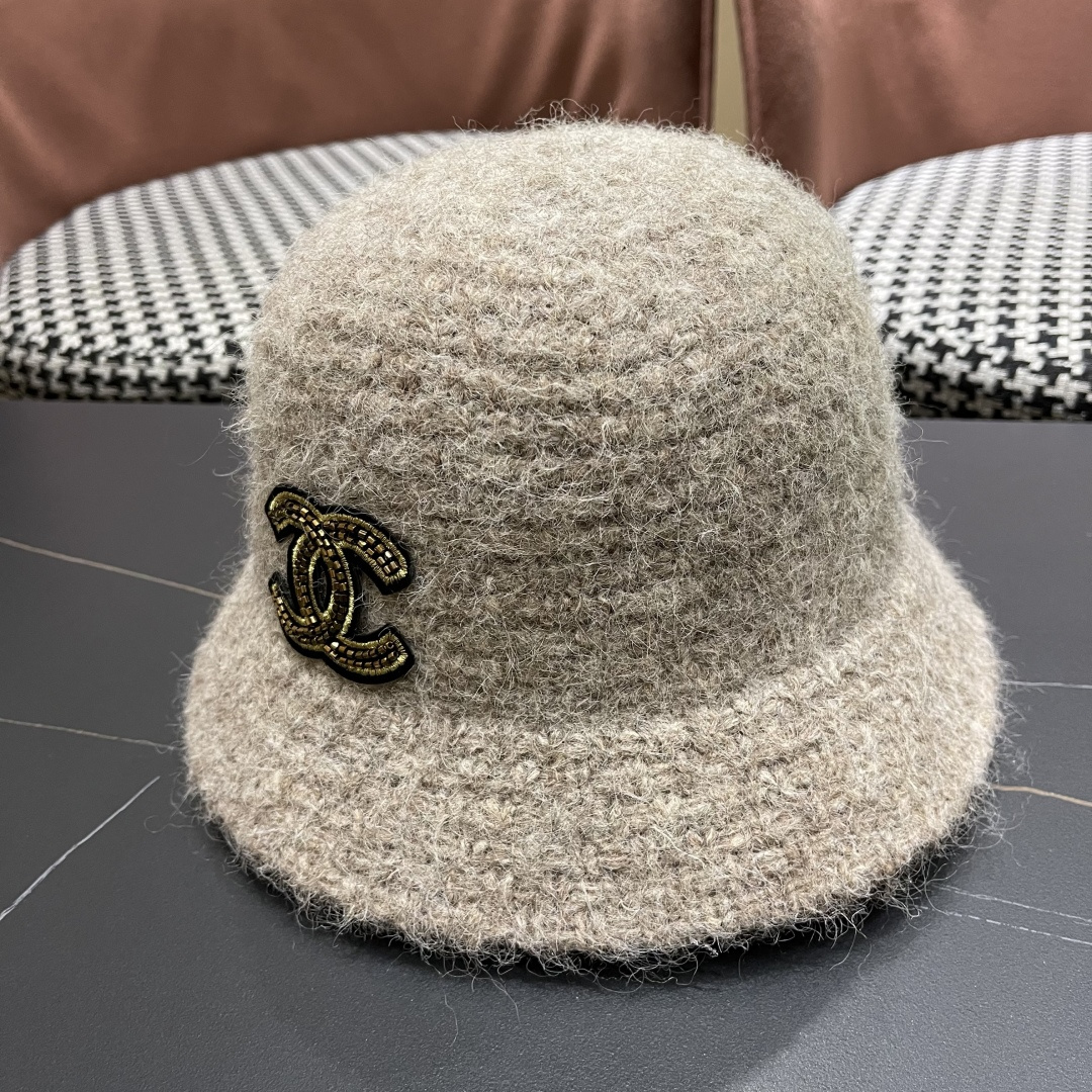 Chanel香奈儿2025秋冬款羊羔毛百搭显脸小水桶渔夫帽