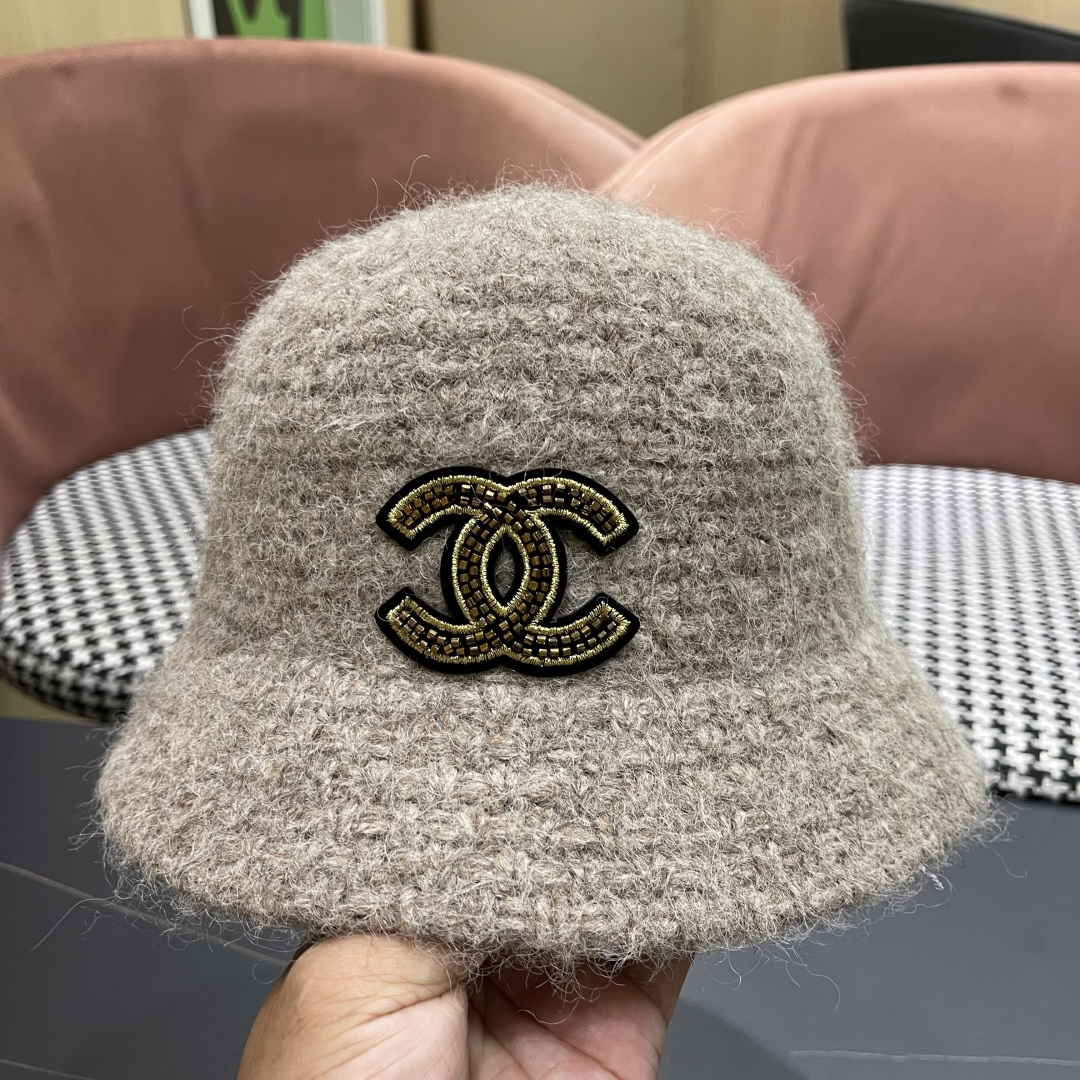 Chanel香奈儿2025秋冬款羊羔毛百搭显脸小水桶渔夫帽
