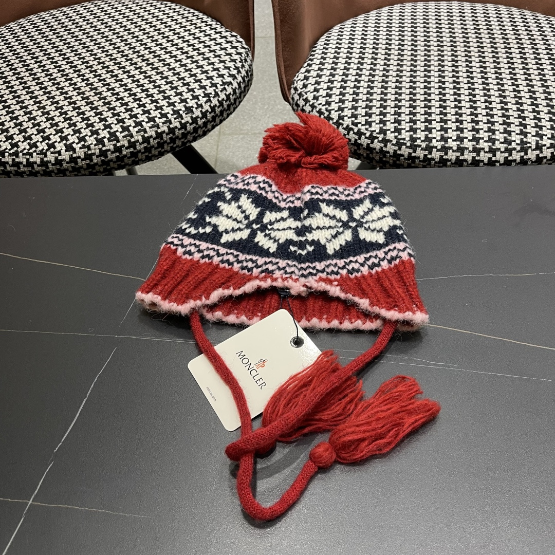  蒙口MONCLER 复古提花保暖针织帽子女2025秋冬季休闲百搭防寒护耳包头帽显脸小