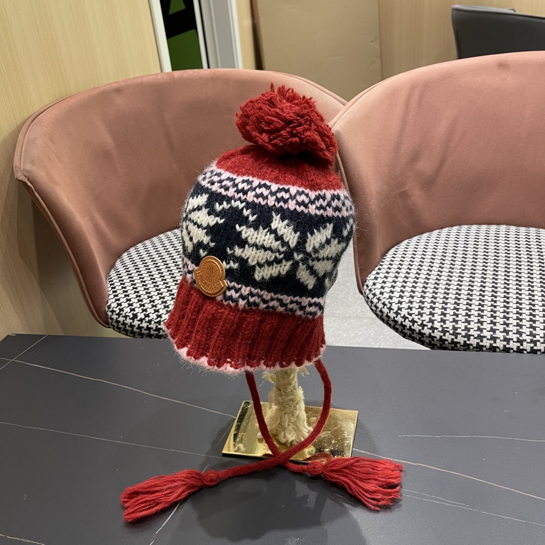  蒙口MONCLER 复古提花保暖针织帽子女2025秋冬季休闲百搭防寒护耳包头帽显脸小