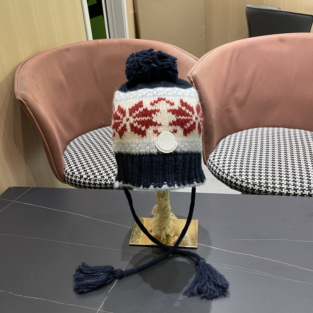  蒙口MONCLER 复古提花保暖针织帽子女2025秋冬季休闲百搭防寒护耳包头帽显脸小