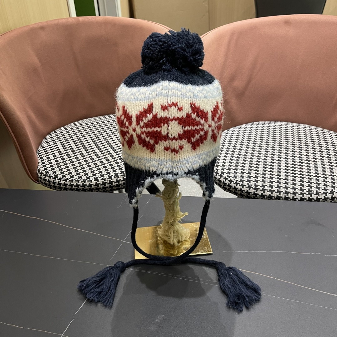  蒙口MONCLER 复古提花保暖针织帽子女2025秋冬季休闲百搭防寒护耳包头帽显脸小