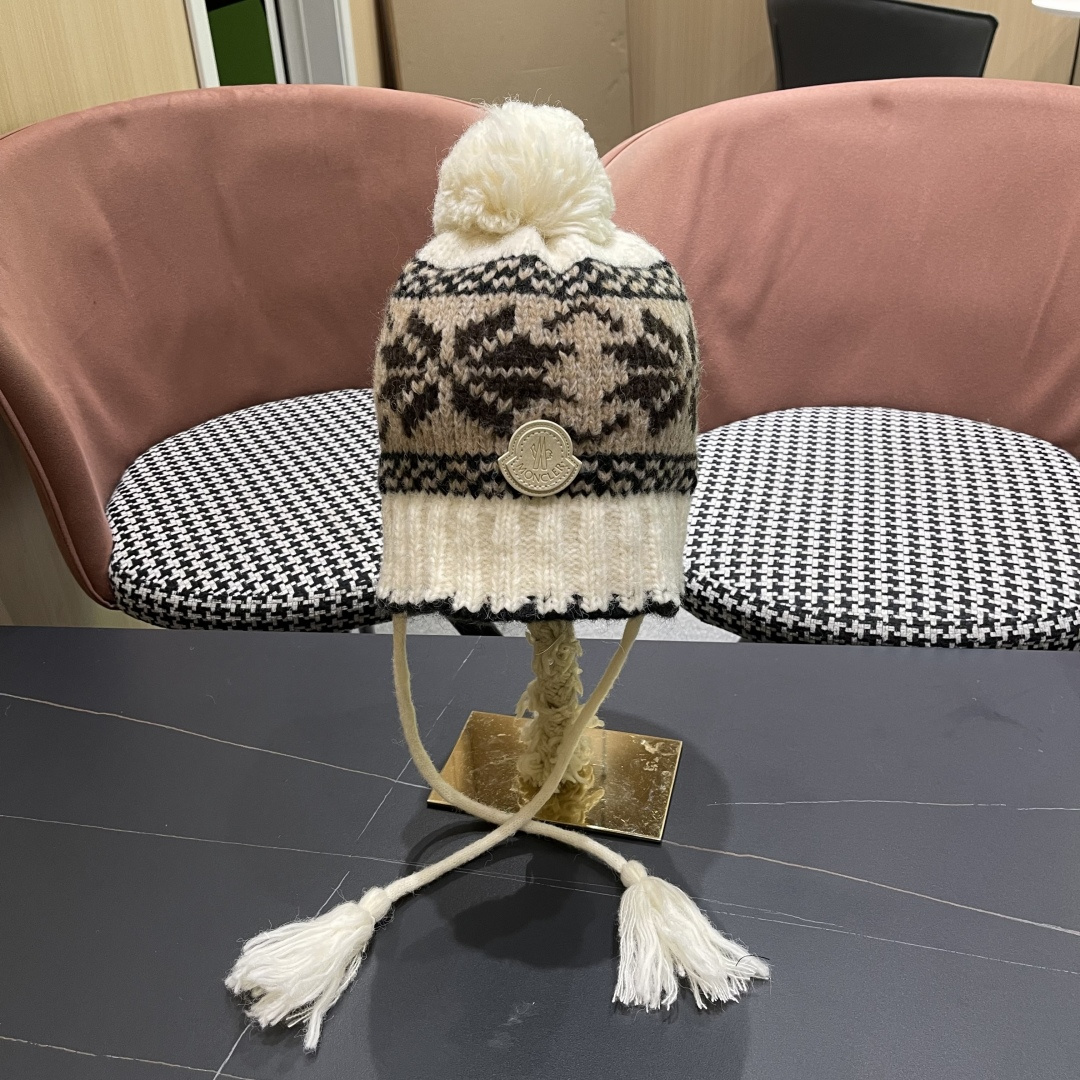 蒙口MONCLER 复古提花保暖针织帽子女2025秋冬季休闲百搭防寒护耳包头帽显脸小