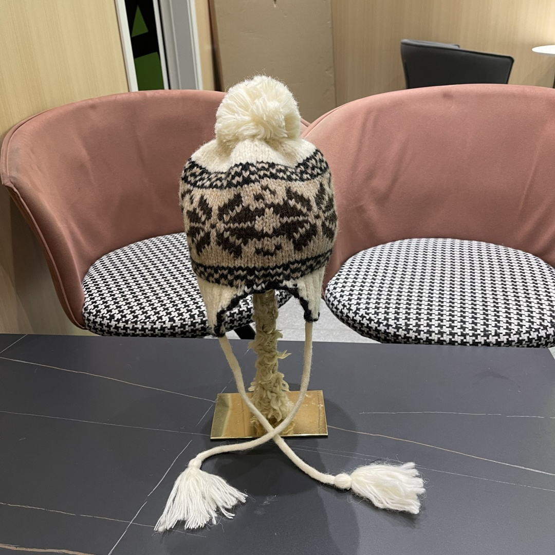  蒙口MONCLER 复古提花保暖针织帽子女2025秋冬季休闲百搭防寒护耳包头帽显脸小