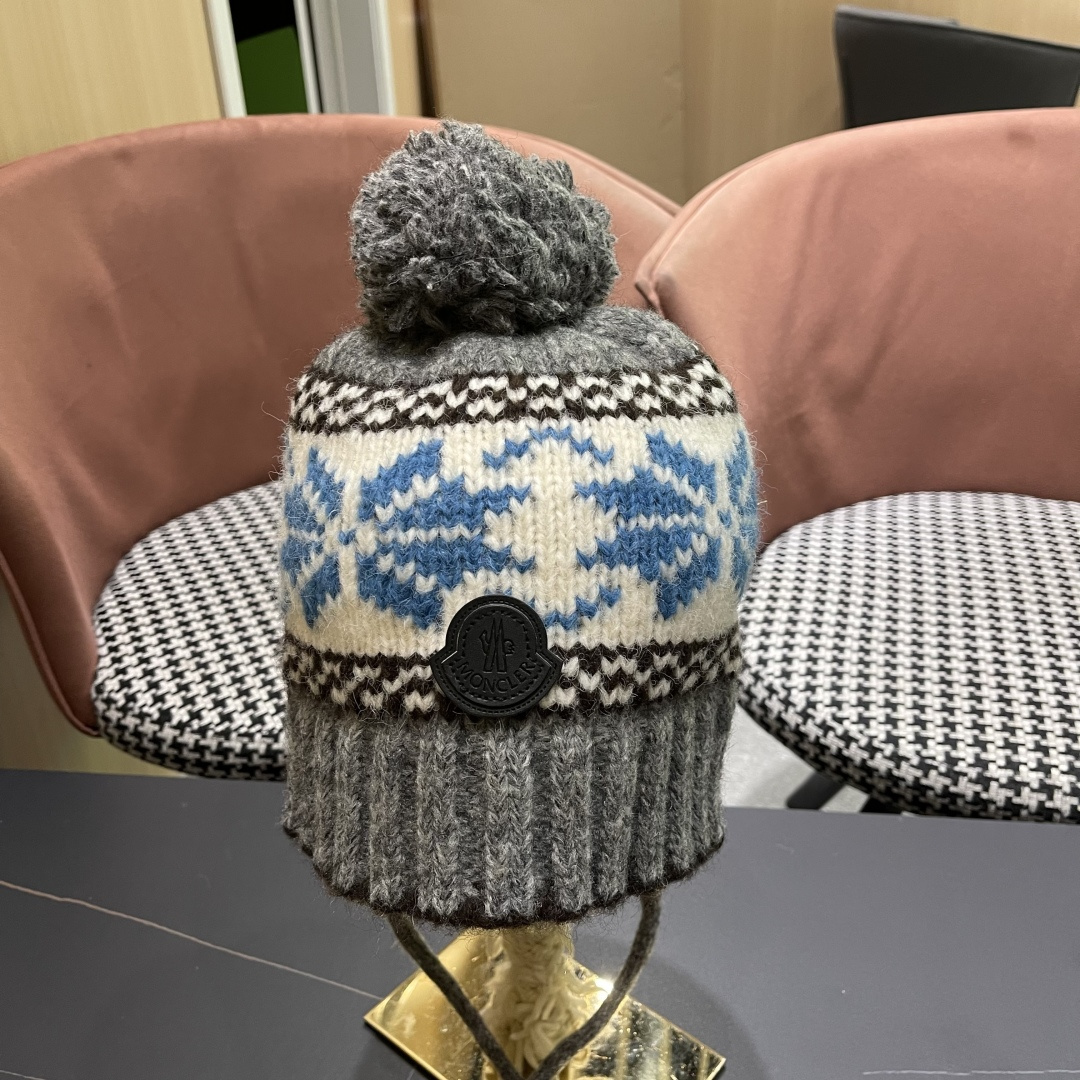  蒙口MONCLER 复古提花保暖针织帽子女2025秋冬季休闲百搭防寒护耳包头帽显脸小