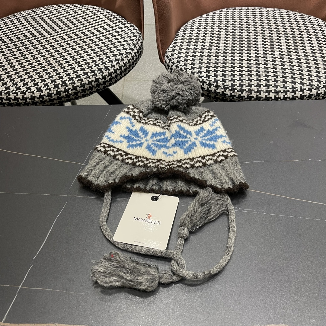  蒙口MONCLER 复古提花保暖针织帽子女2025秋冬季休闲百搭防寒护耳包头帽显脸小