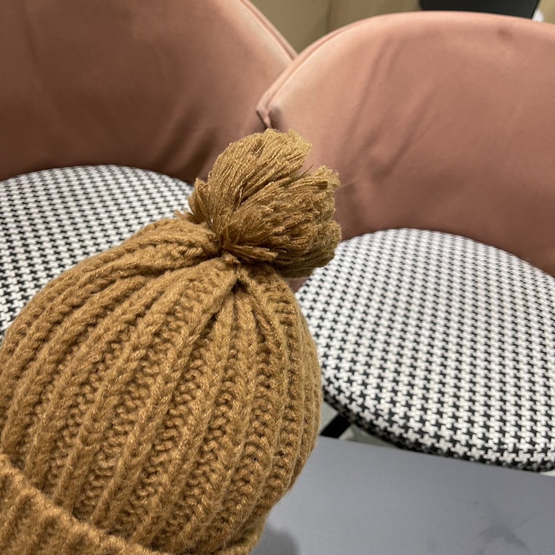  香奈儿(CHANEL) 针织帽子女秋冬新款大头围保暖护耳
冷帽堆堆帽韩版毛线帽逛街百搭