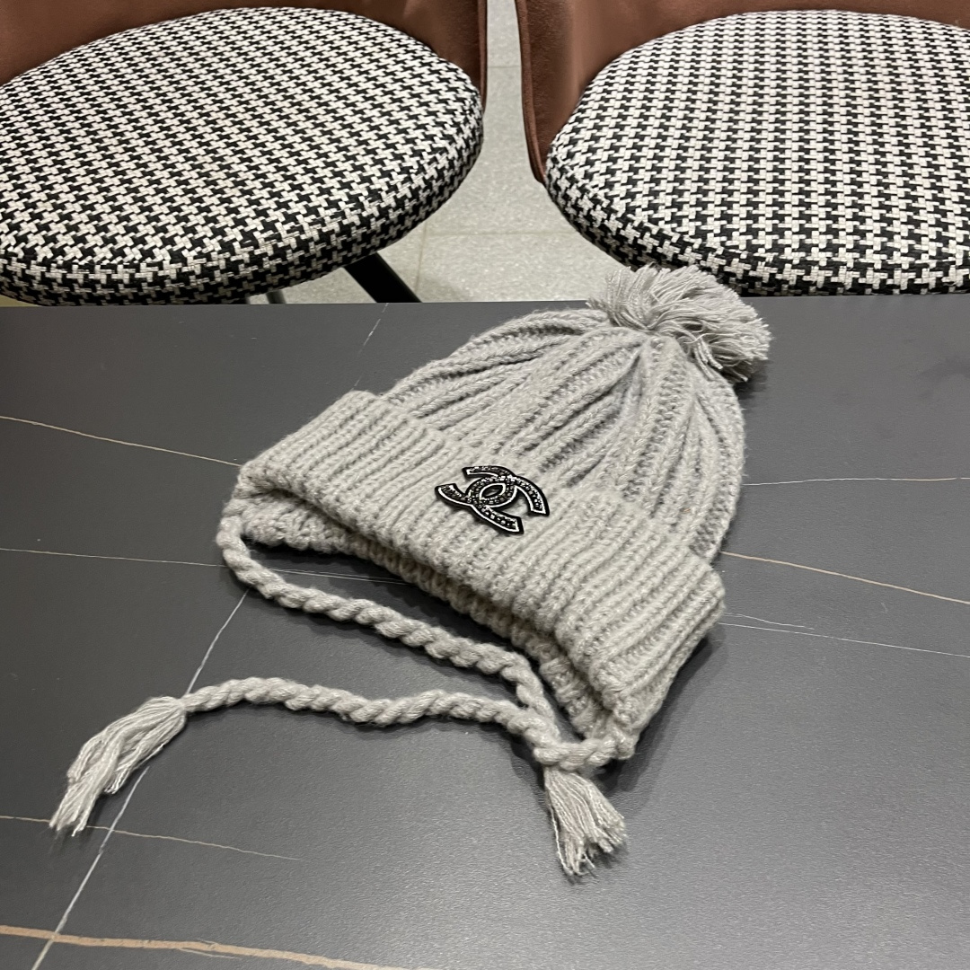  香奈儿(CHANEL) 针织帽子女秋冬新款大头围保暖护耳
冷帽堆堆帽韩版毛线帽逛街百搭