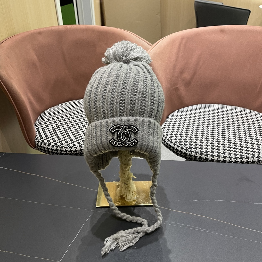  香奈儿(CHANEL) 针织帽子女秋冬新款大头围保暖护耳
冷帽堆堆帽韩版毛线帽逛街百搭