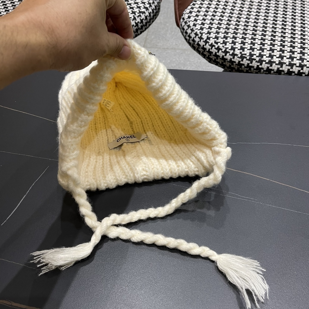  香奈儿(CHANEL) 针织帽子女秋冬新款大头围保暖护耳
冷帽堆堆帽韩版毛线帽逛街百搭