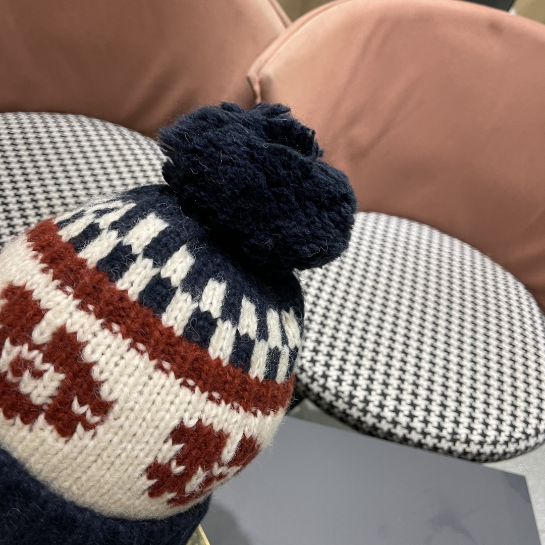  蒙口Moncler盟可睐加绒加厚雷锋帽子女秋冬季保暖护耳民族风针织毛线帽防寒东北骑车