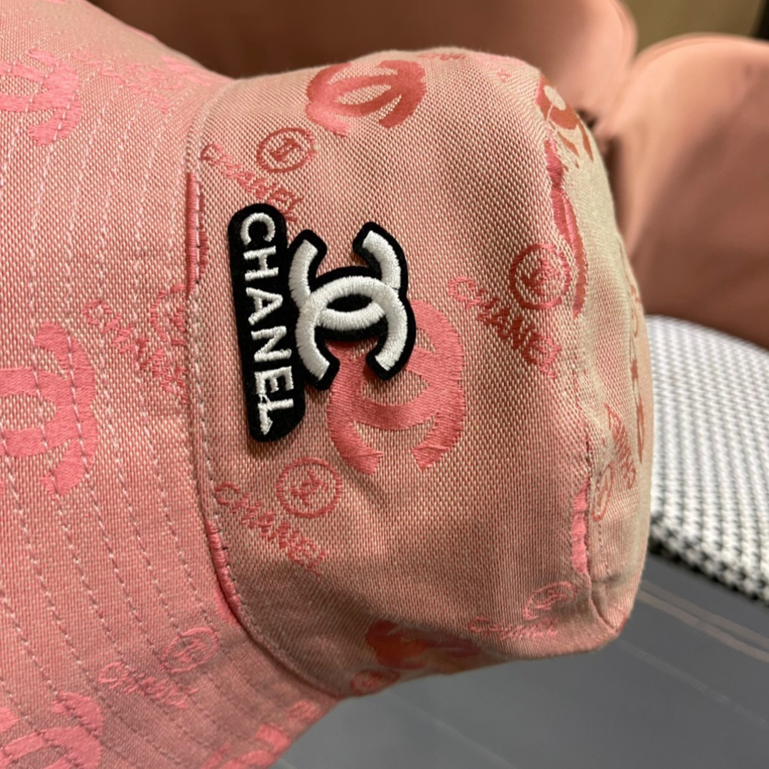 【CHANEL香奈儿】2025新款原单渔夫帽，遮阳又超好搭配，出街单品