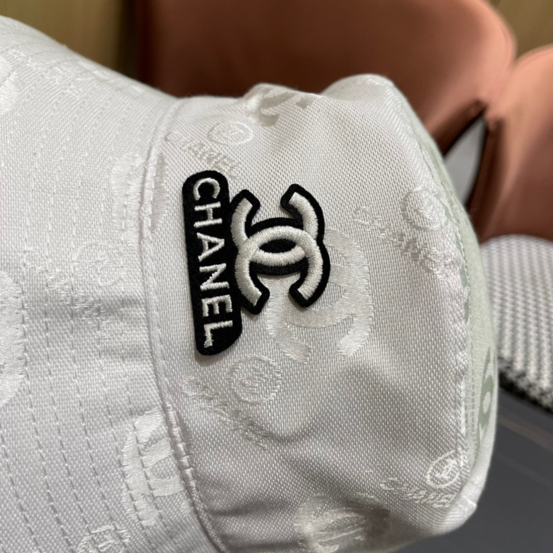 【CHANEL香奈儿】2025新款原单渔夫帽，遮阳又超好搭配，出街单品