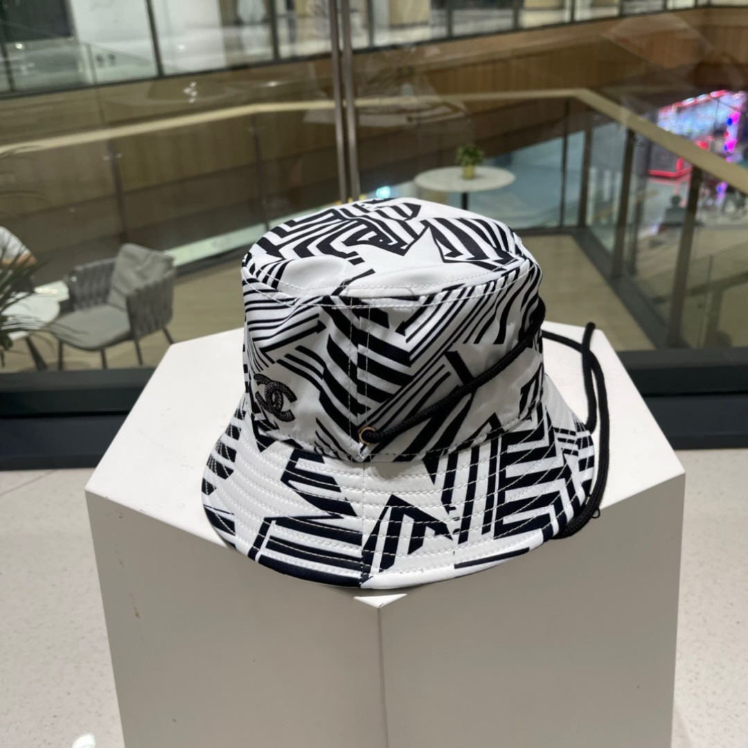  【CHANEL香奈儿】新款小香风渔夫帽，折叠防晒款超好搭配，赶紧入手！