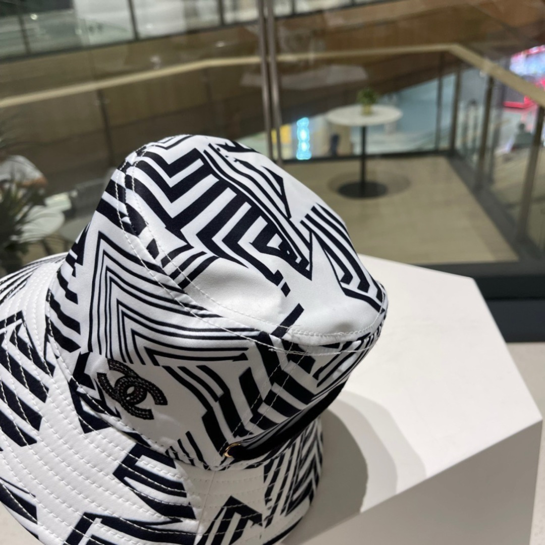  【CHANEL香奈儿】新款小香风渔夫帽，折叠防晒款超好搭配，赶紧入手！