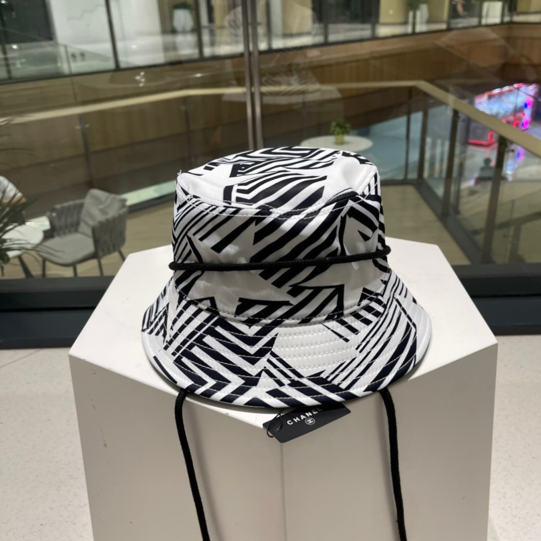  【CHANEL香奈儿】新款小香风渔夫帽，折叠防晒款超好搭配，赶紧入手！