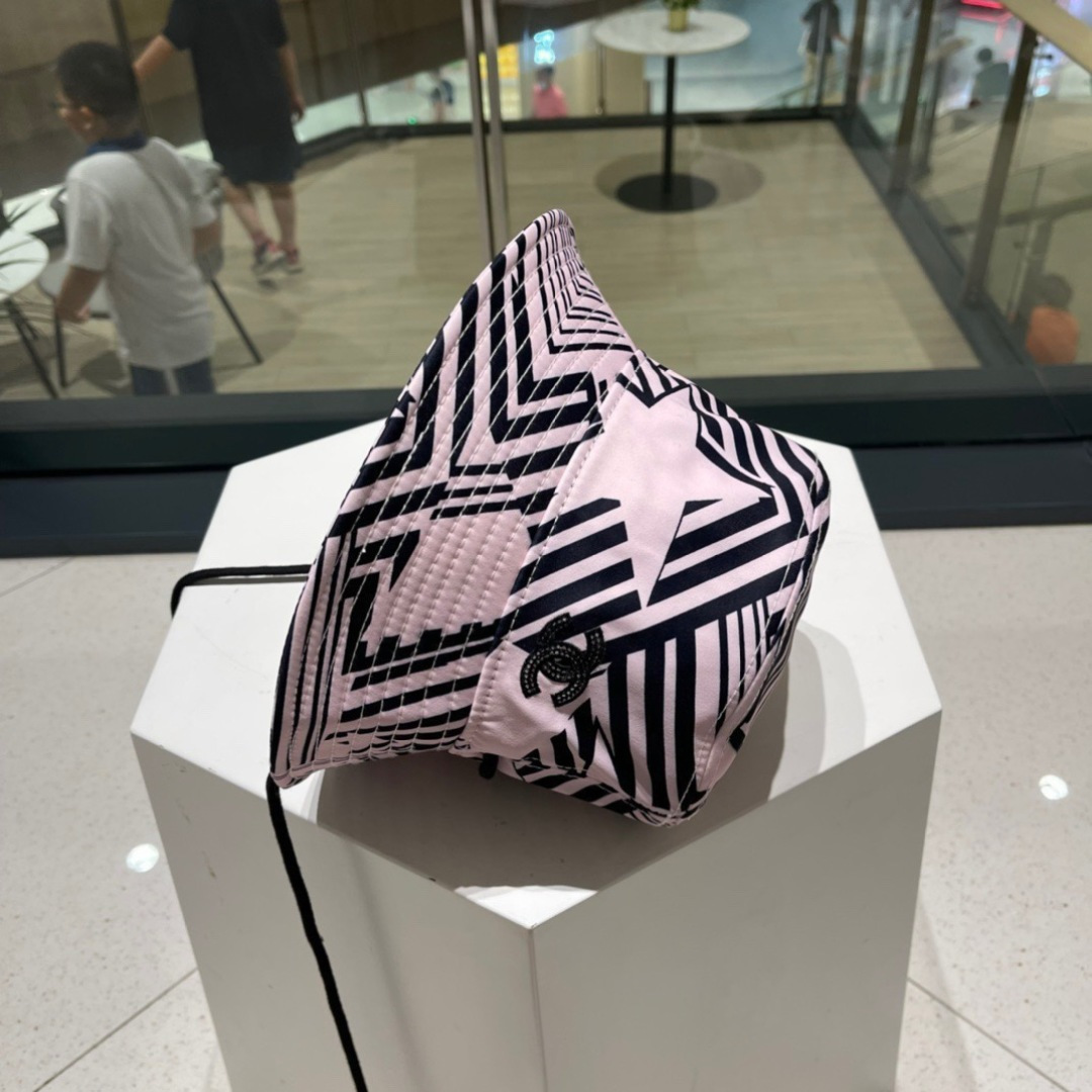  【CHANEL香奈儿】新款小香风渔夫帽，折叠防晒款超好搭配，赶紧入手！