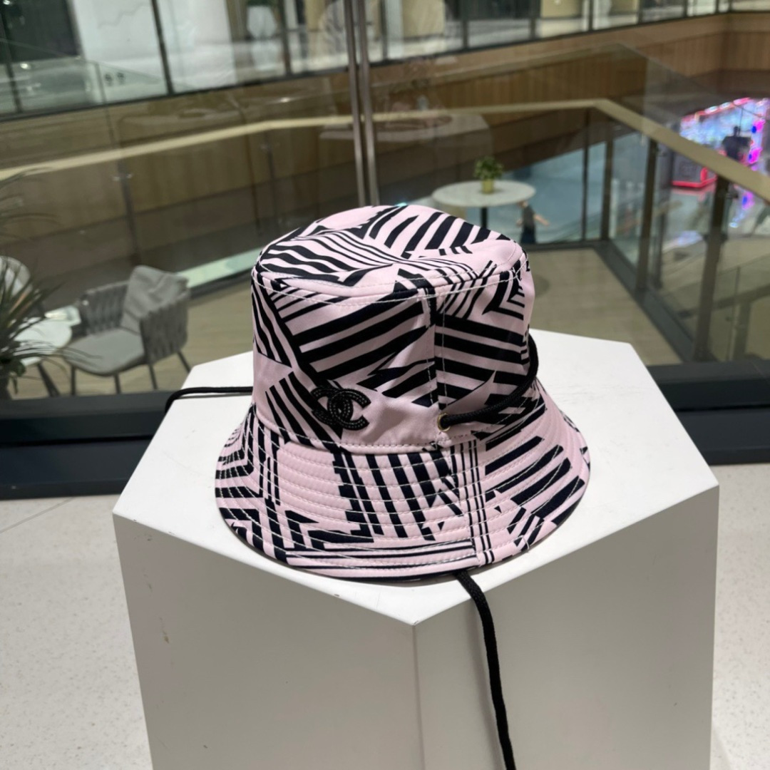  【CHANEL香奈儿】新款小香风渔夫帽，折叠防晒款超好搭配，赶紧入手！