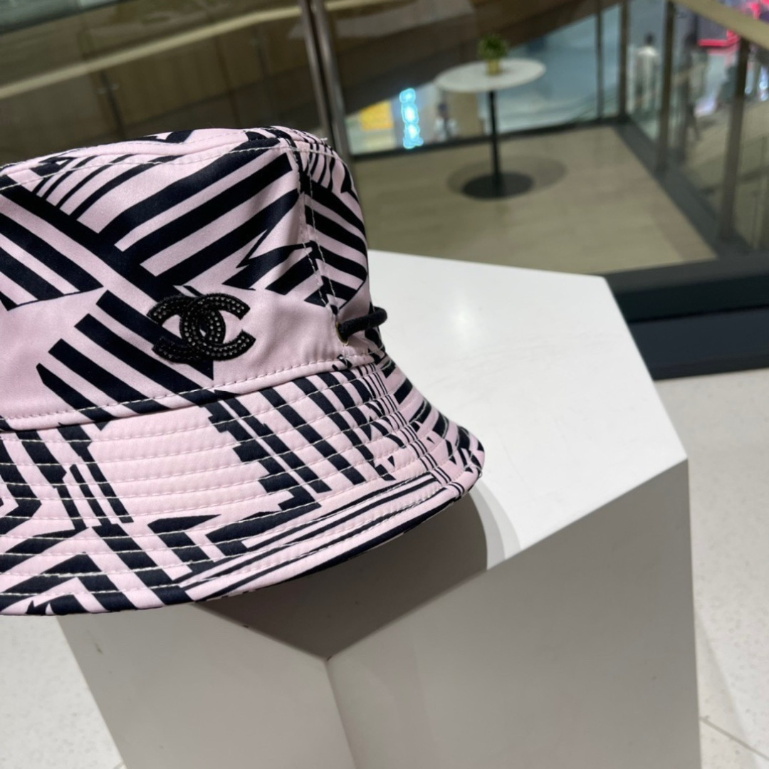  【CHANEL香奈儿】新款小香风渔夫帽，折叠防晒款超好搭配，赶紧入手！