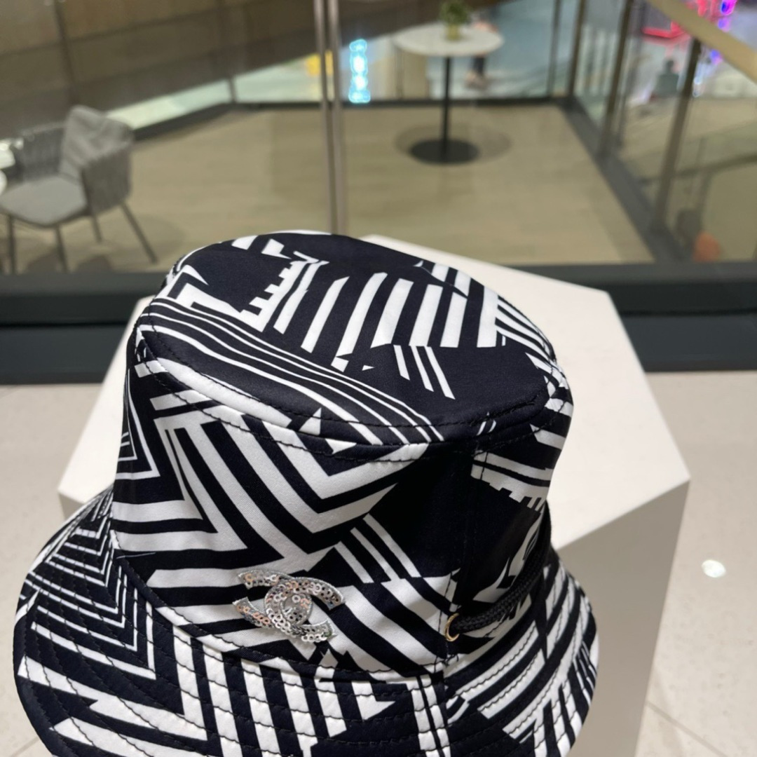  【CHANEL香奈儿】新款小香风渔夫帽，折叠防晒款超好搭配，赶紧入手！