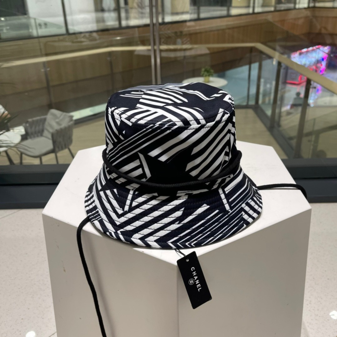  【CHANEL香奈儿】新款小香风渔夫帽，折叠防晒款超好搭配，赶紧入手！
