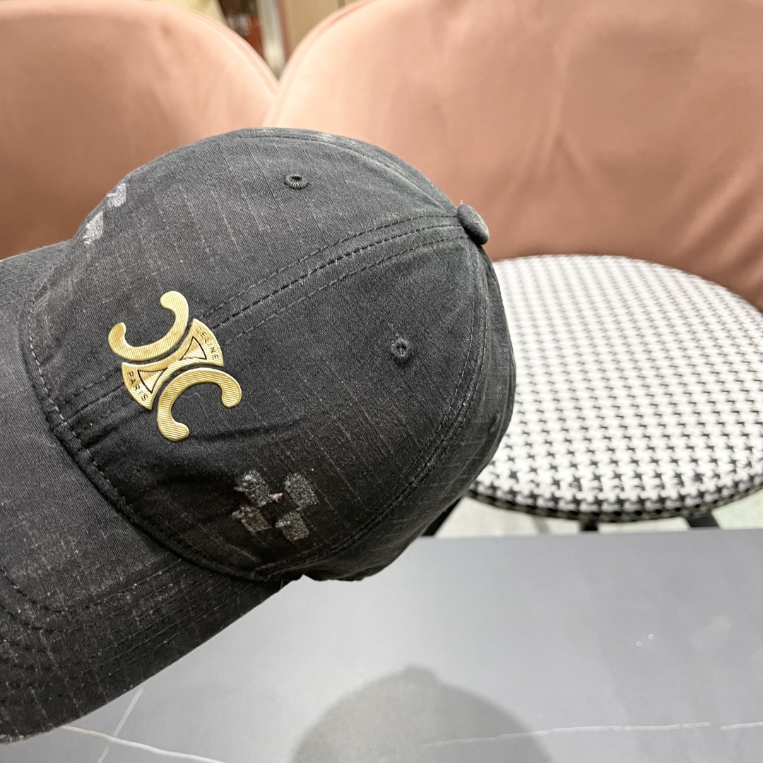 💛赛琳 CELINE 2025春款棒球帽🧢 🔥新款棒球帽🧢，出街必备超好搭配，赶紧入手！