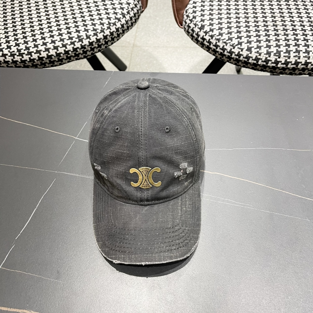 💛赛琳 CELINE 2025春款棒球帽🧢 🔥新款棒球帽🧢，出街必备超好搭配，赶紧入手！