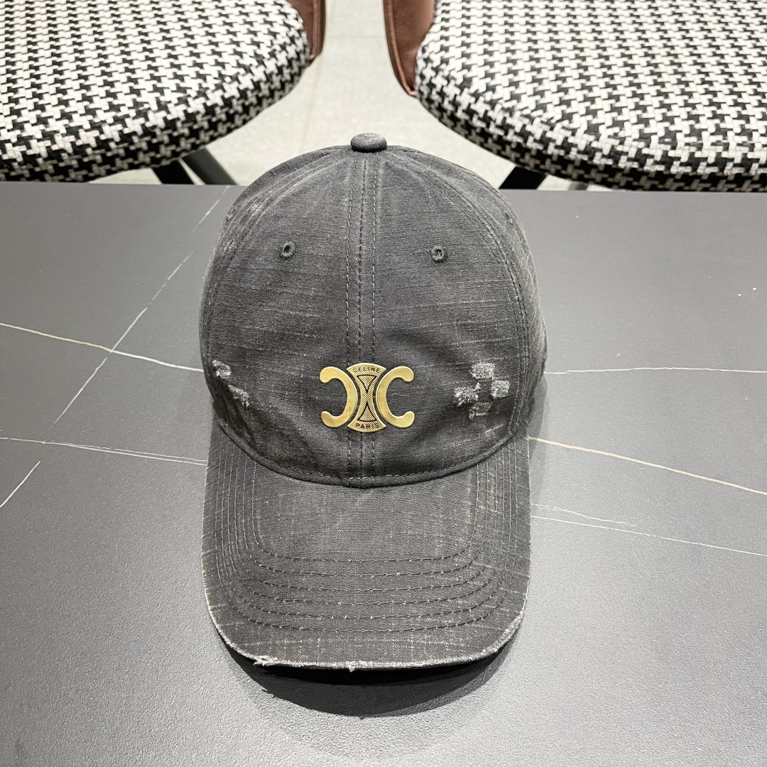 💛赛琳 CELINE 2025春款棒球帽🧢 🔥新款棒球帽🧢，出街必备超好搭配，赶紧入手！