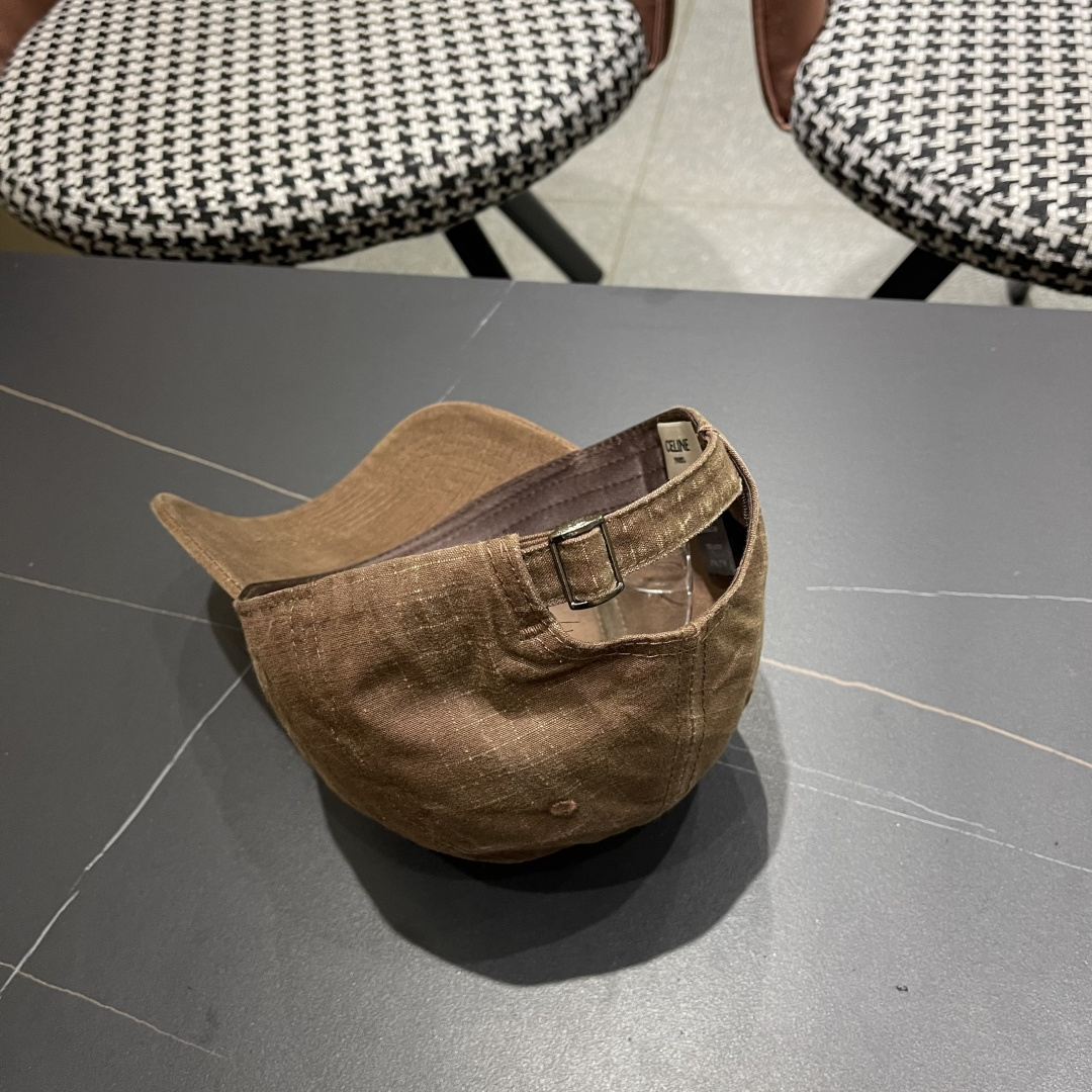 💛赛琳 CELINE 2025春款棒球帽🧢 🔥新款棒球帽🧢，出街必备超好搭配，赶紧入手！