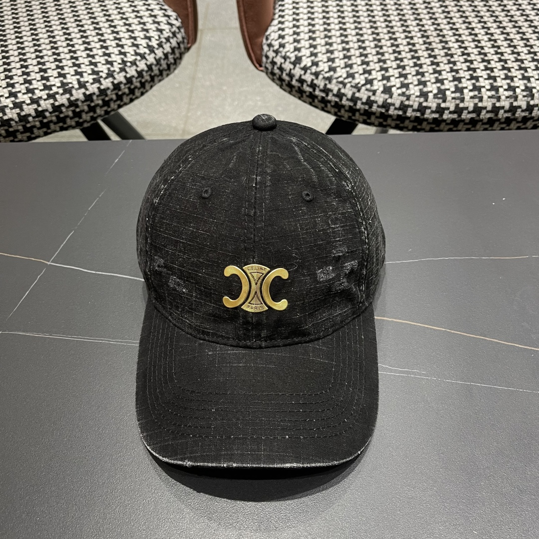 💛赛琳 CELINE 2025春款棒球帽🧢 🔥新款棒球帽🧢，出街必备超好搭配，赶紧入手！