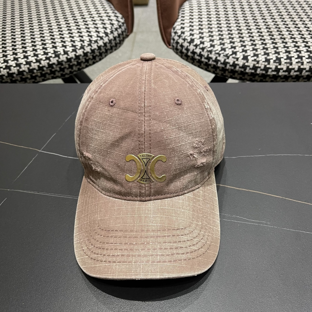 💛赛琳 CELINE 2025春款棒球帽🧢 🔥新款棒球帽🧢，出街必备超好搭配，赶紧入手！