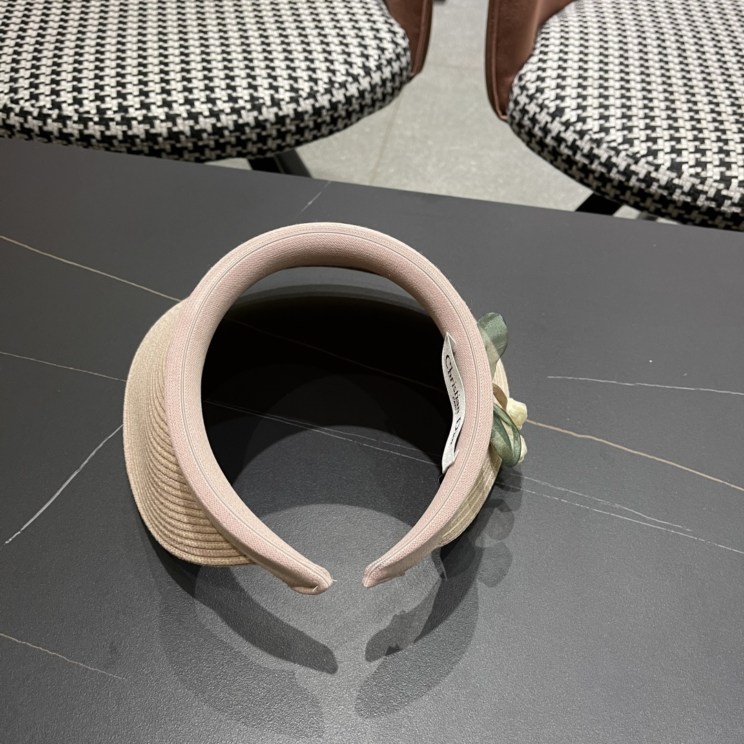  迪奥Dior新款日系蝴蝶结空顶帽女春夏出游遮阳防晒帽大
帽檐显脸小太阳盆帽