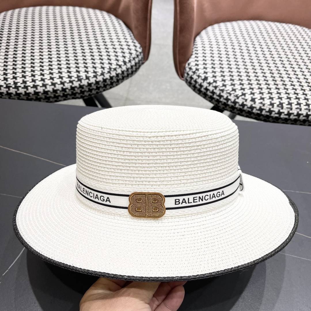 【巴黎世家】2025新款草编遮阳草帽🤩沙滩风，简约大方，新款帽型超美腻，新品上架