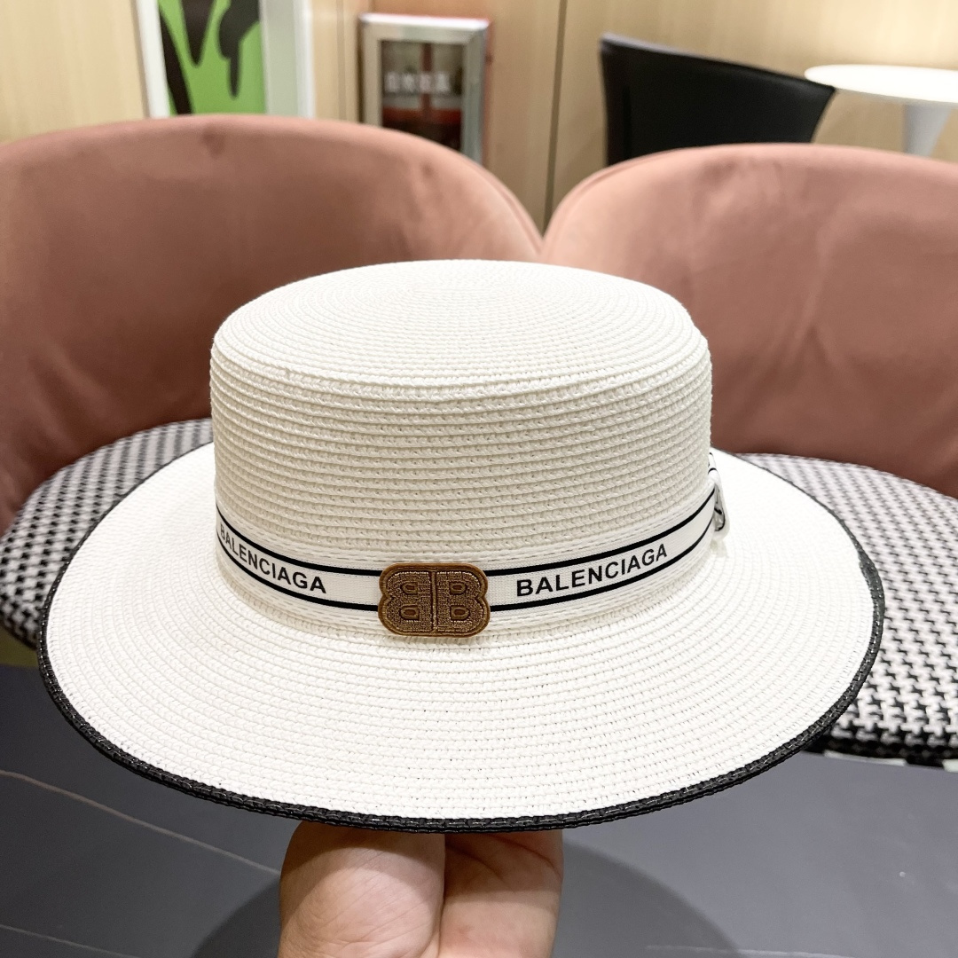 【巴黎世家】2025新款草编遮阳草帽🤩沙滩风，简约大方，新款帽型超美腻，新品上架