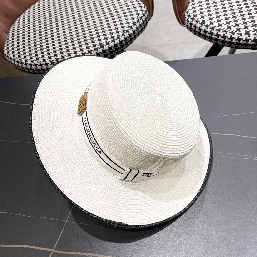 【巴黎世家】2025新款草编遮阳草帽🤩沙滩风，简约大方，新款帽型超美腻，新品上架