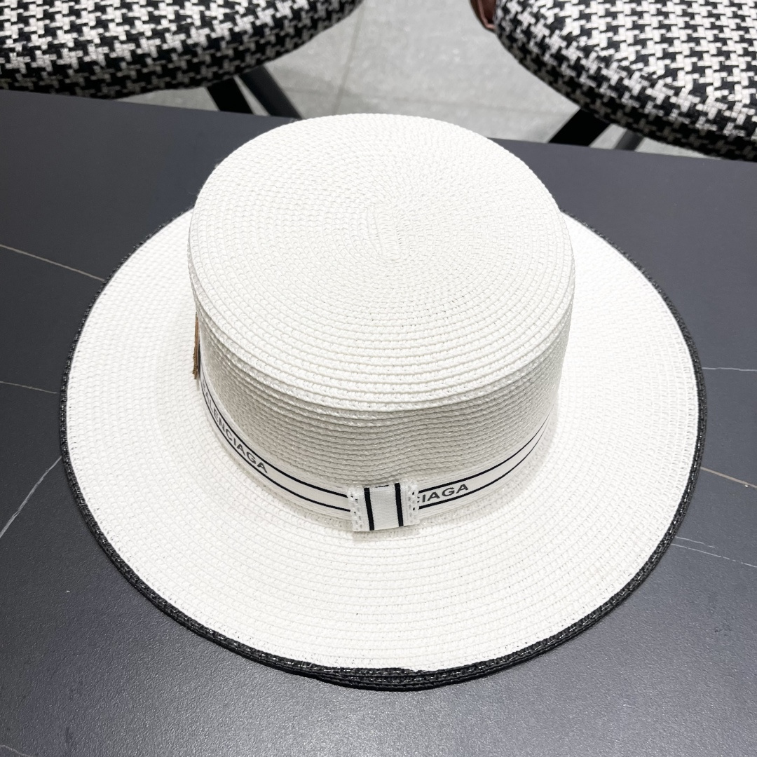 【巴黎世家】2025新款草编遮阳草帽🤩沙滩风，简约大方，新款帽型超美腻，新品上架