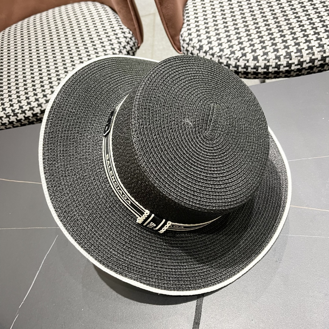 【巴黎世家】2025新款草编遮阳草帽🤩沙滩风，简约大方，新款帽型超美腻，新品上架