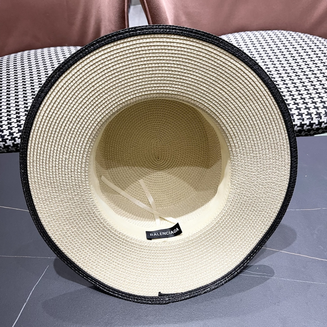 【巴黎世家】2025新款草编遮阳草帽🤩沙滩风，简约大方，新款帽型超美腻，新品上架