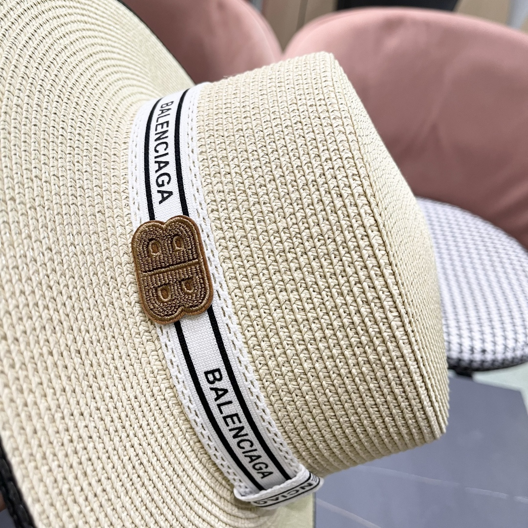 【巴黎世家】2025新款草编遮阳草帽🤩沙滩风，简约大方，新款帽型超美腻，新品上架