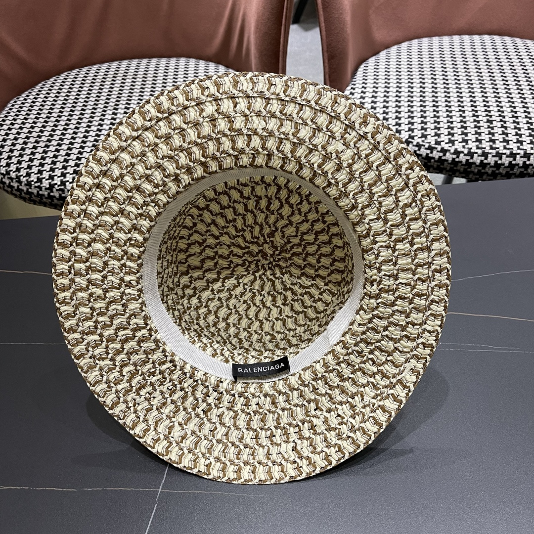  巴黎世家 夏季新款草帽女平顶遮阳防晒帽小香风织带沙滩游玩太阳帽