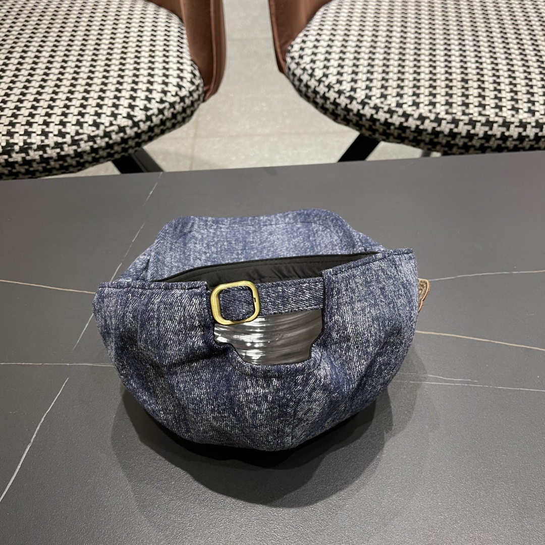  巴黎世家 2025新款韩版牛仔前进帽贝雷帽女春秋时尚百搭薄款
画家帽八角蓓蕾帽子