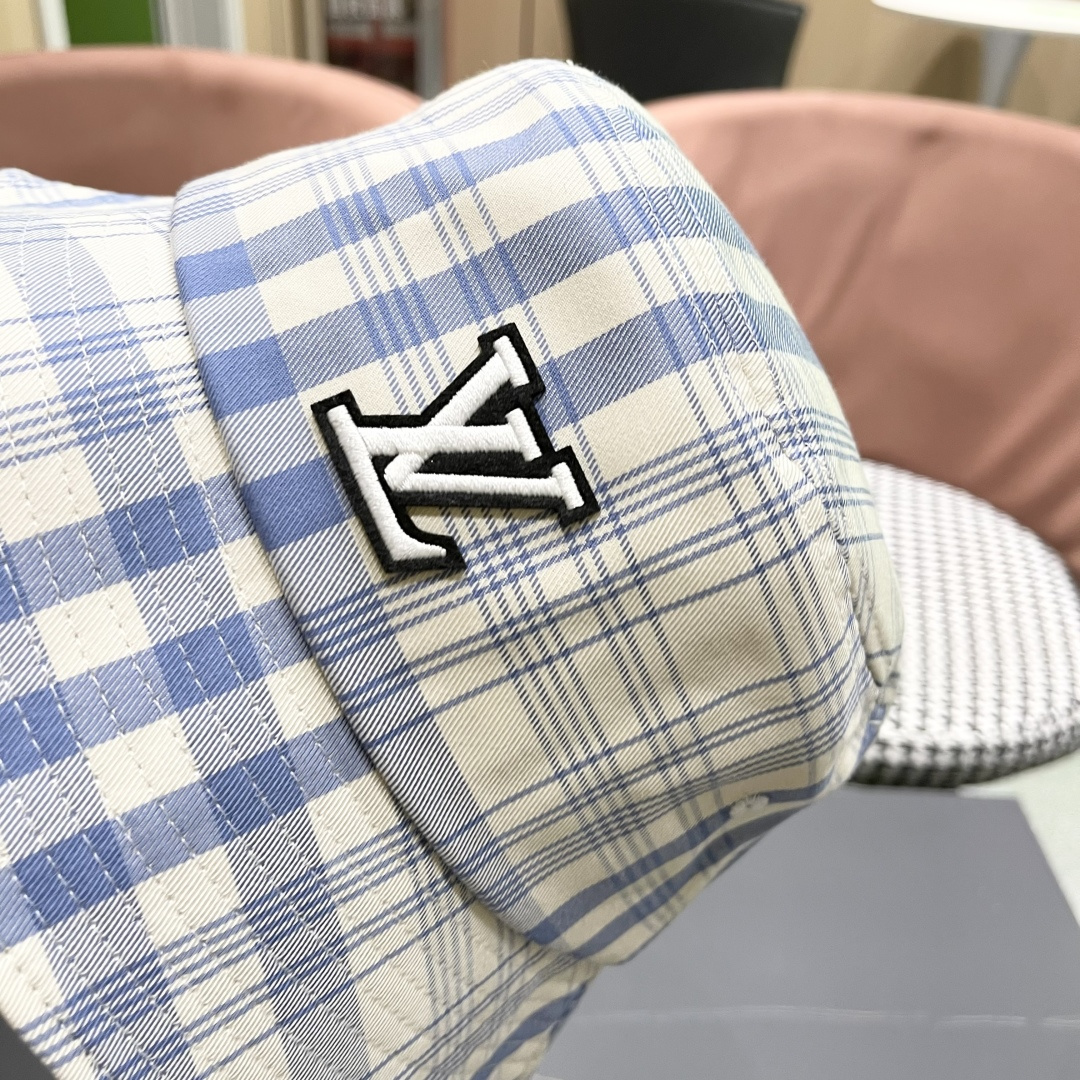  棒球帽 渔夫帽 Lv路易威登宅女同款蓝色格子棒球帽女春夏百搭
显脸小鸭舌帽休闲小清新渔夫帽