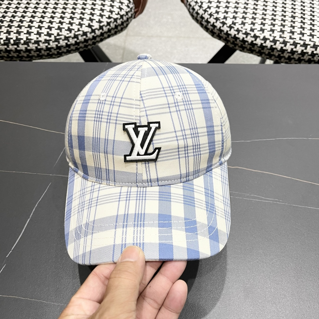  棒球帽 渔夫帽 Lv路易威登宅女同款蓝色格子棒球帽女春夏百搭
显脸小鸭舌帽休闲小清新渔夫帽