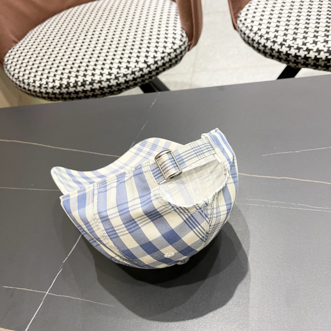  棒球帽 渔夫帽 Lv路易威登宅女同款蓝色格子棒球帽女春夏百搭
显脸小鸭舌帽休闲小清新渔夫帽