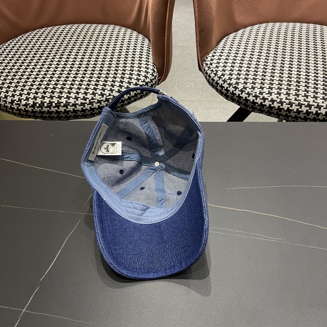  Moncler蒙口2025经典牛仔棒球帽，经典流行款轻盈透气！质量超赞，基础头围56，贴片可调节。