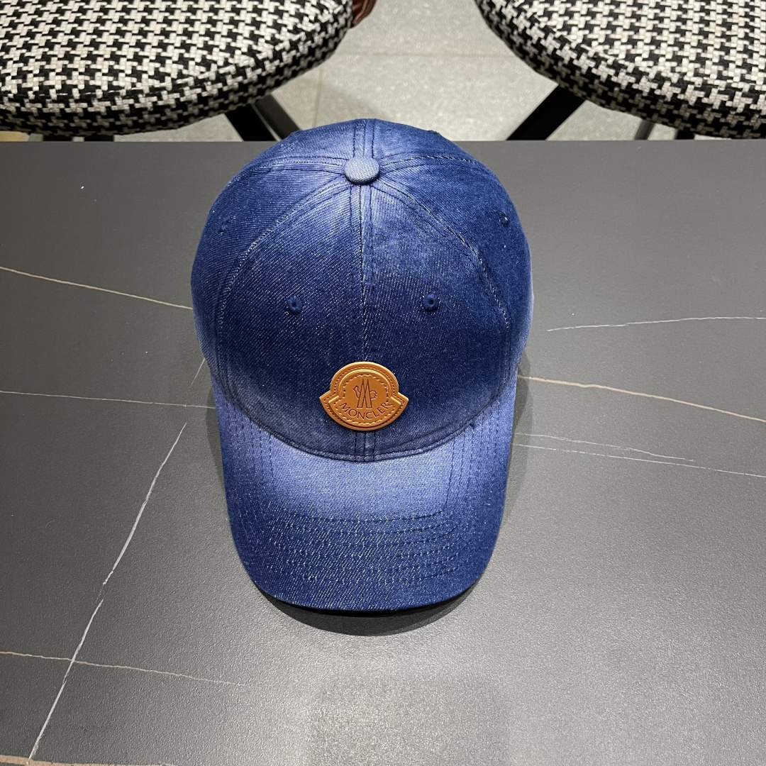  Moncler蒙口2025经典牛仔棒球帽，经典流行款轻盈透气！质量超赞，基础头围56，贴片可调节。