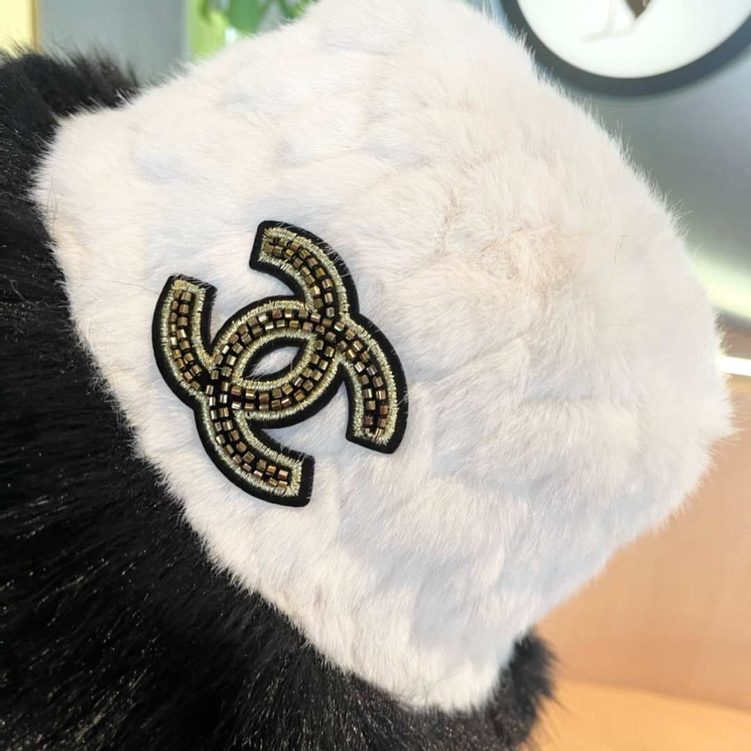  Chanel香奈儿 2025秋冬款渔夫帽毛绒保暖韩版盆帽潮