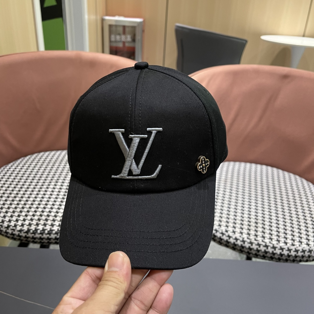  LV路易威登🧢 高版出货棒球帽，非常经典的经典，流行的复古美，四季可用，出门必备，非常显脸小