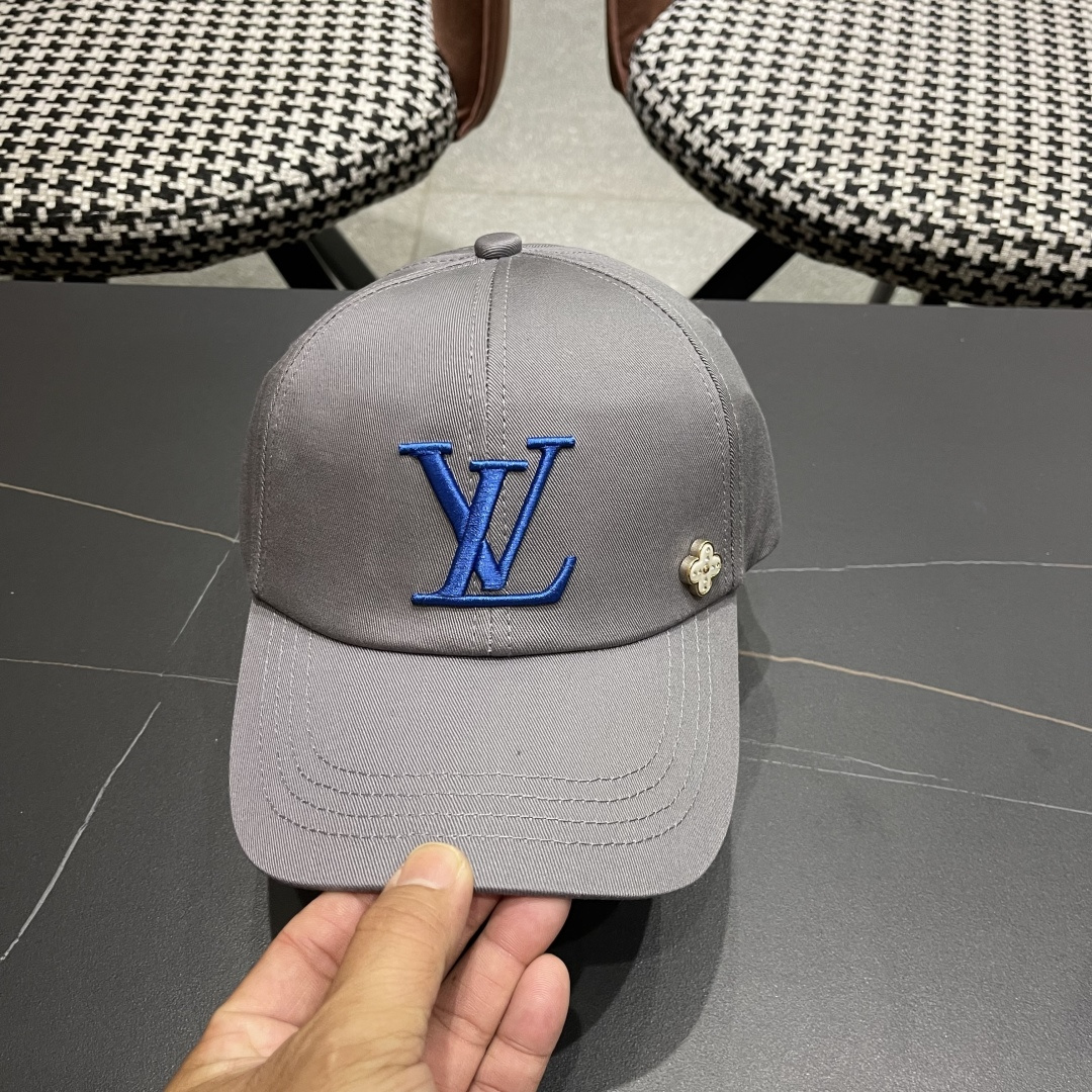  LV路易威登🧢 高版出货棒球帽，非常经典的经典，流行的复古美，四季可用，出门必备，非常显脸小